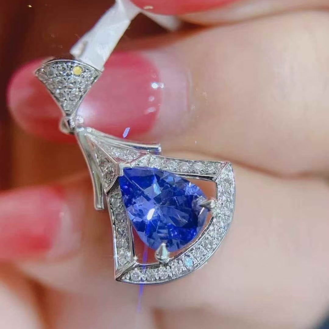 14k Gold 1.08 Ctw Natural Tanzanite & Diamond Pendant( Without Chain ) - 3