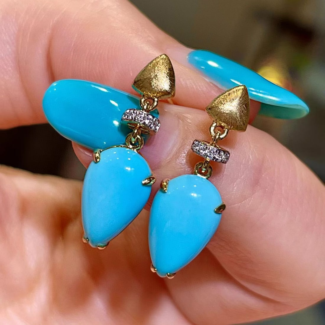 14k Gold 4.82 Ct Natural Blue Turquoise & Diamond Earrings - 3