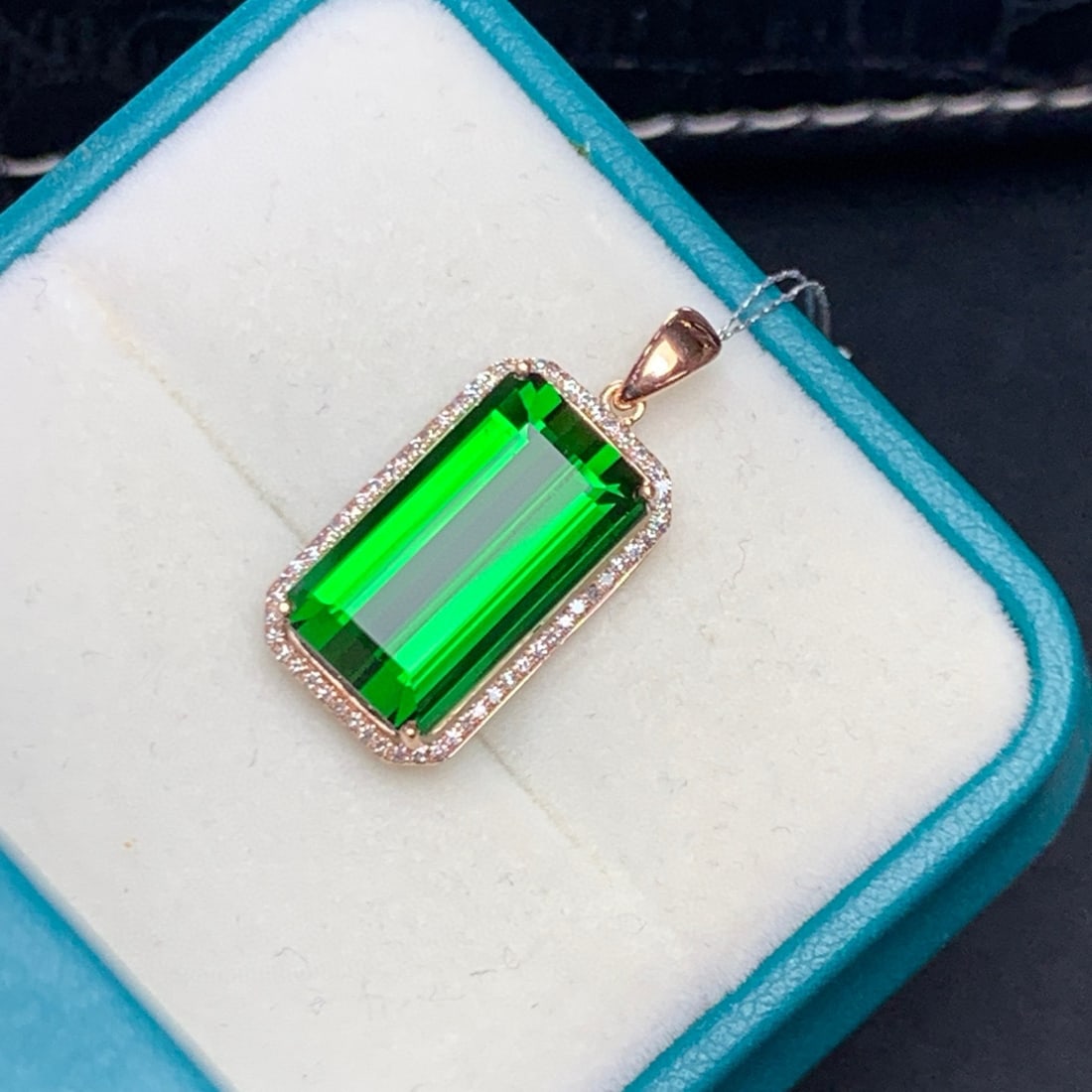 14k Gold 8.6 Ct Natural Tourmaline & Diamond Pendant( Without Chain ) - 8