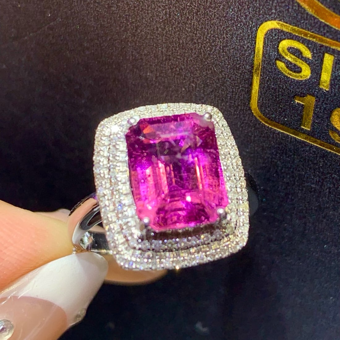 14k Gold 5.12 Ctw Natural Tourmaline & Diamond Ring: Ref:231091123 // gold content:14k gold // ring size:7. 25us // // main gemstone:tourmaline // shape:octagonal // carat weight:4. 8ct // color:red // treatment:natural // // adjacent gemstone 2 :