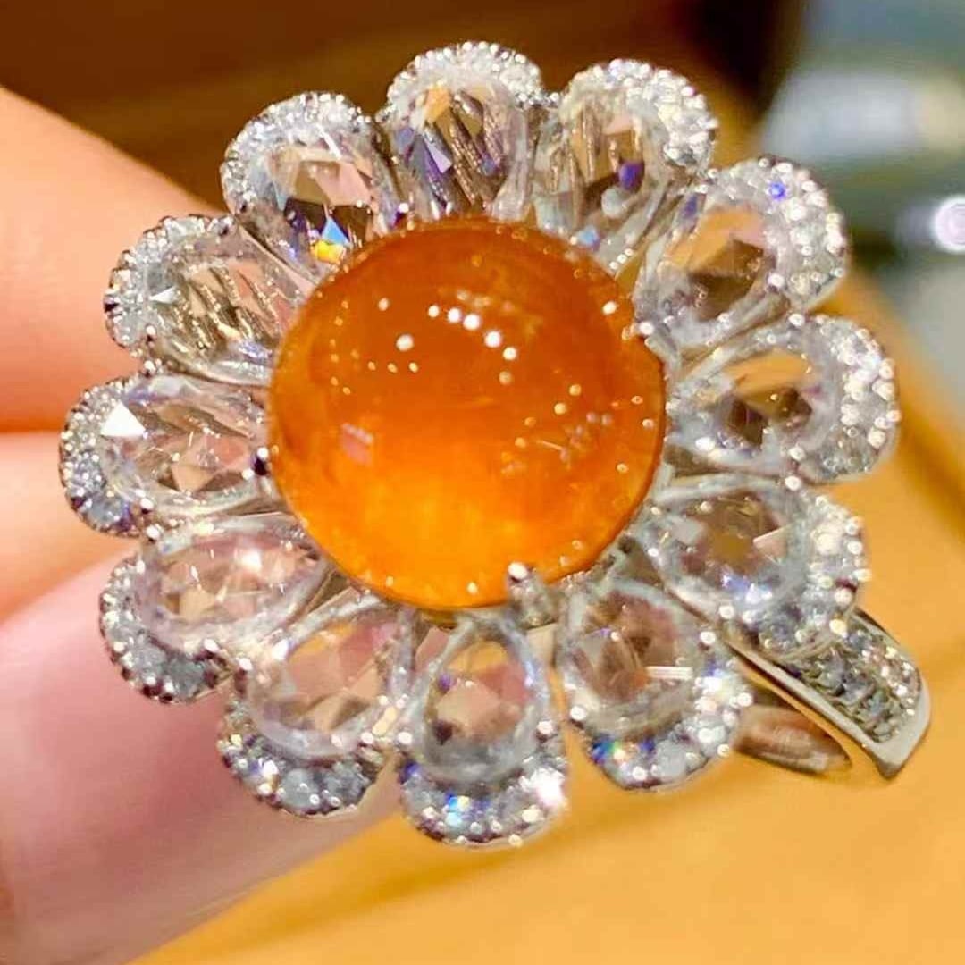 14k Gold 4.55 Ct Natural Spessartine & Diamond & Sapphire Ring - 2