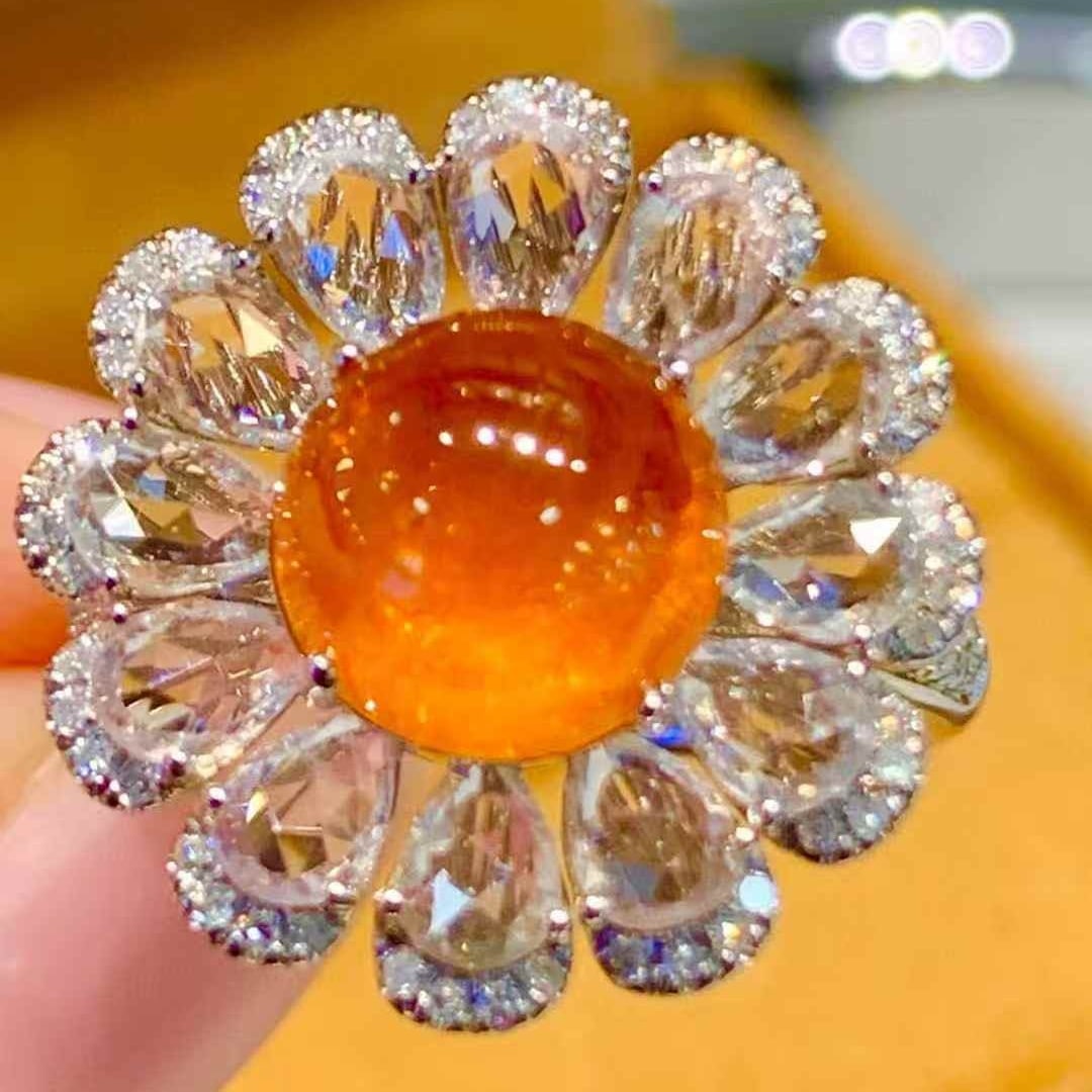 14k Gold 4.55 Ct Natural Spessartine & Diamond & Sapphire Ring - 4