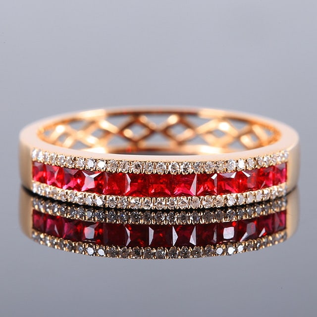 14k Gold 0.84 Ctw Natural Ruby & Diamond Ring: Ref:231091138 // gold content:14k gold // ring size:7. 25us // // main gemstone:ruby // shape:princess // carat weight:0. 68ct // color:red // treatment:natural // // adjacent gemstone 2 : diamond //