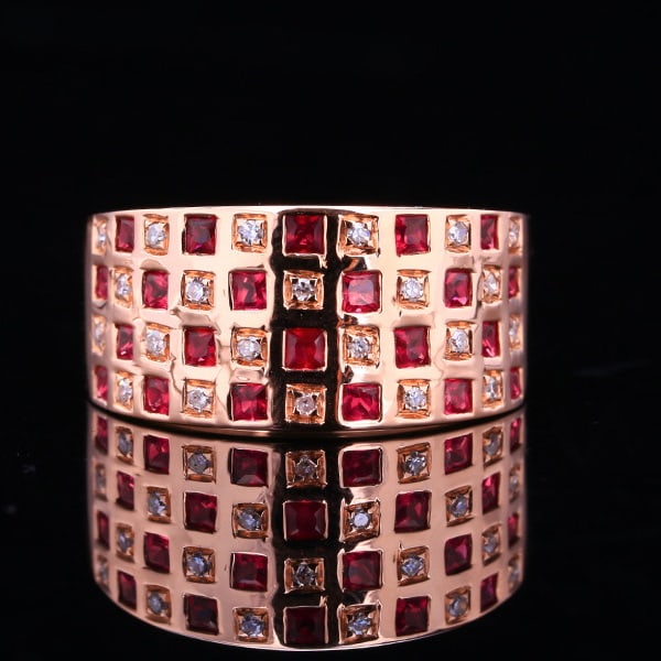 14k Gold 0.65 Ctw Natural Ruby & Diamond Ring: Ref:231091144 // gold content:14k gold // ring size:7. 25us // // main gemstone:ruby // shape:princess // carat weight:0. 54ct // color:red // treatment:natural // // adjacent gemstone 2 : diamond //