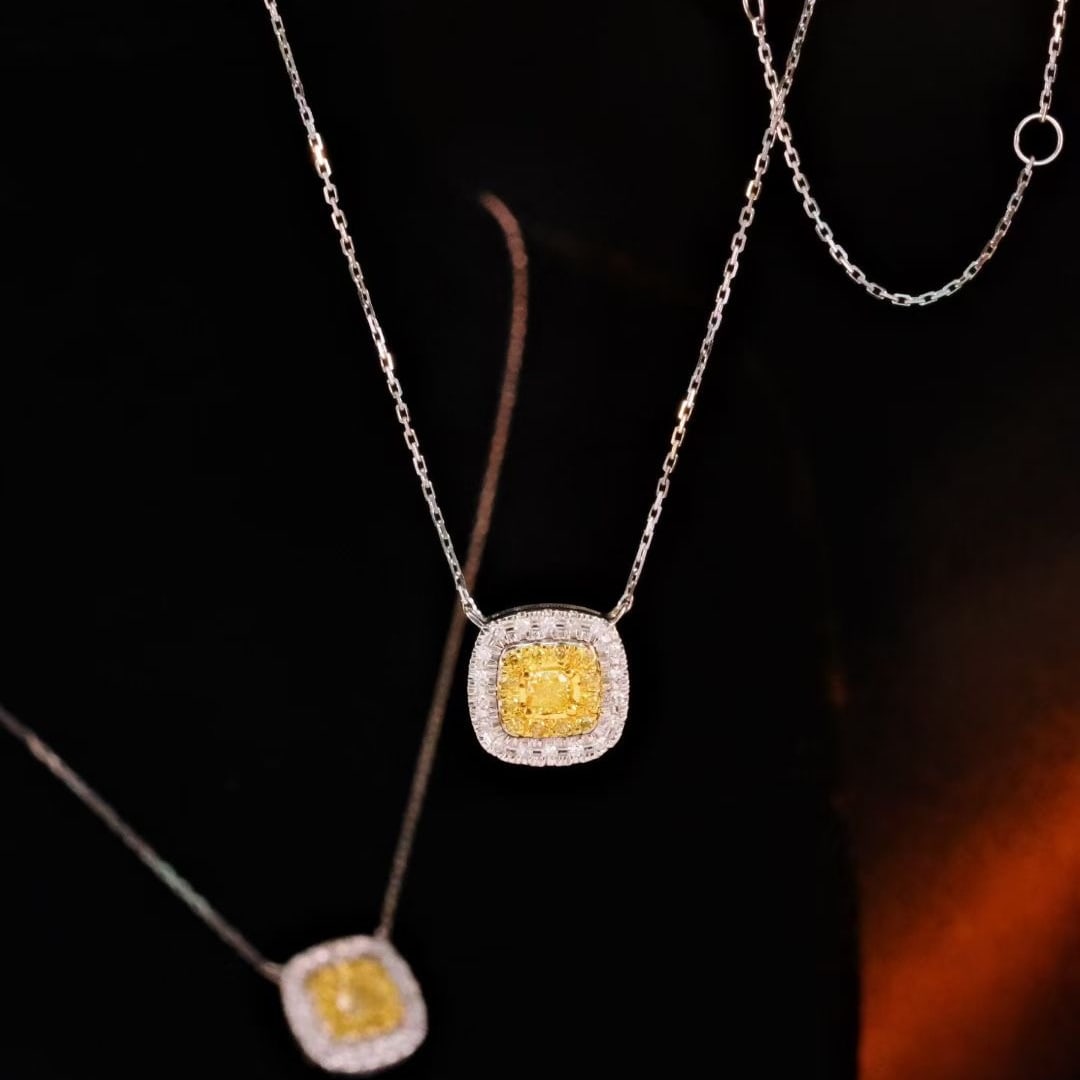14k Gold 0.4 Ct Natural Color Diamond Necklace: Ref:231091150 // gold content:14k gold // main gemstone:diamond // shape:multiple // carat weight:0. 4ct // clarity grade:vs-si // color:color // treatment:natural // Condition: New Low Estimate:
