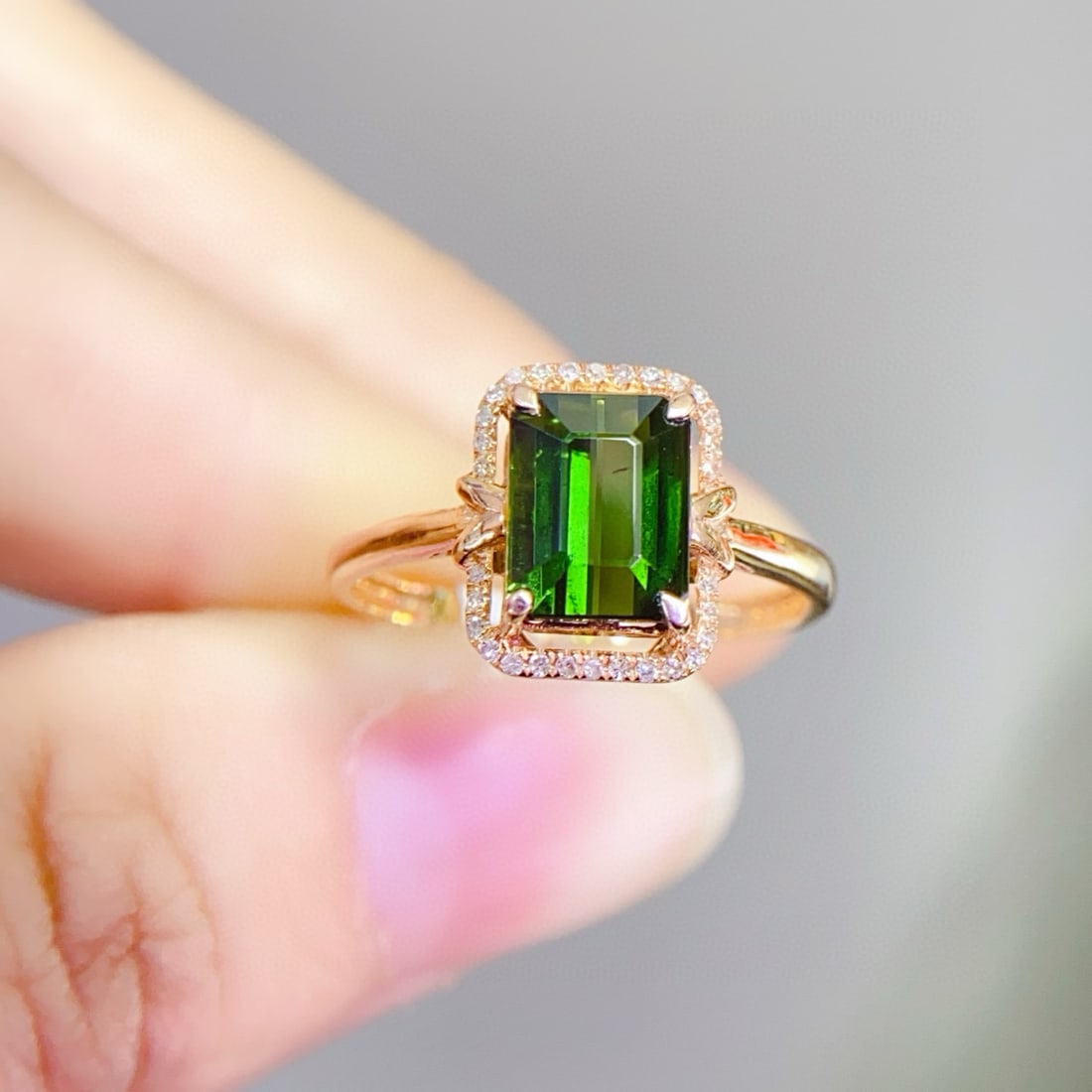 14k Gold 2.2 Ct Natural Tourmaline & Diamond Ring - 4