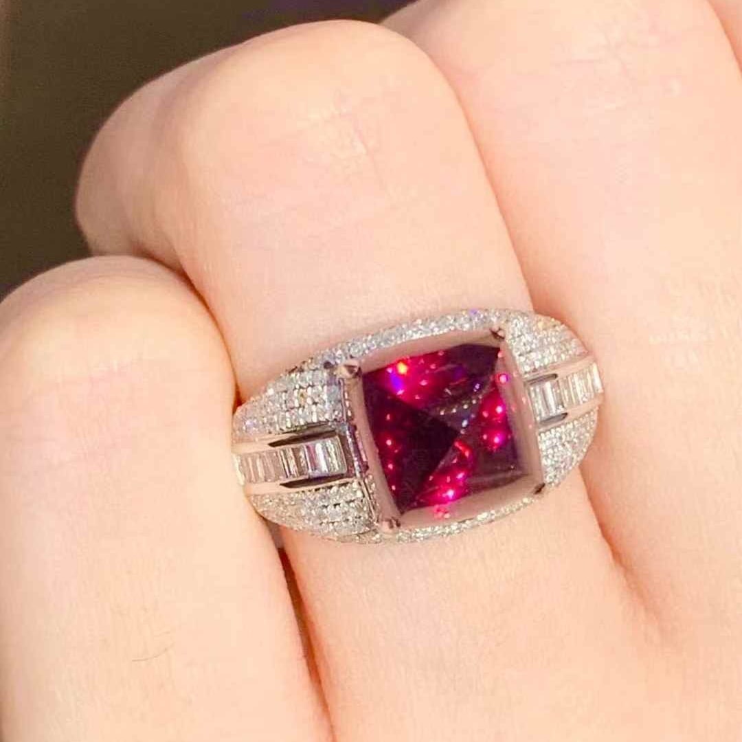 14k Gold 5.6 Ct Natural Tourmaline & Diamond Ring: Ref:231091167 // gold content:14k gold // ring size:7. 25us // // main gemstone:tourmaline // shape:sugar-loaf // carat weight:5. 6ct // color:red // treatment:natural // // adjacent gemstone 2 :