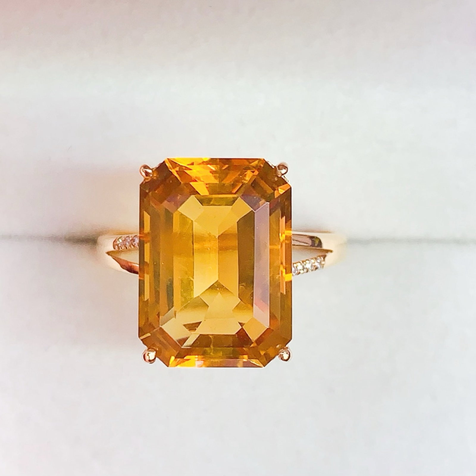 14k Gold 6.78 Ctw Natural Citrine & Diamond Ring: Ref:231091172 // gold content:14k gold // ring size:7. 25us // // main gemstone:citrine // shape:octagonal // carat weight:6. 75ct // color:yellow // treatment:natural // // adjacent gemstone 2 : diam