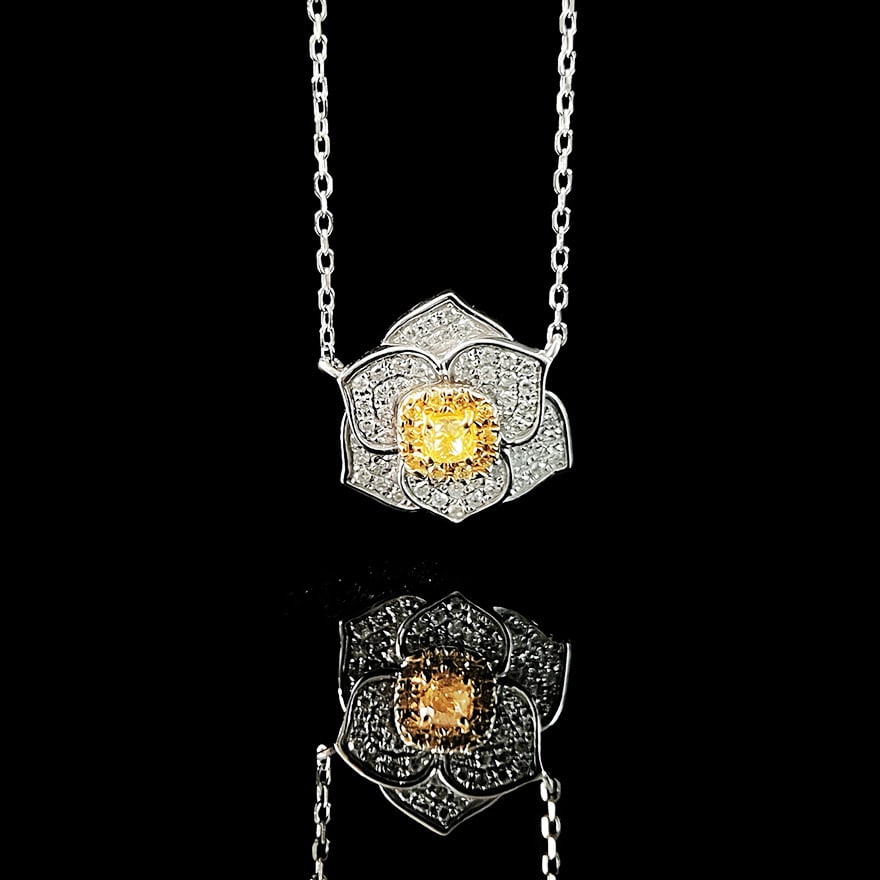 14k Gold 0.55 Ct Natural Color Diamond Necklace - 6