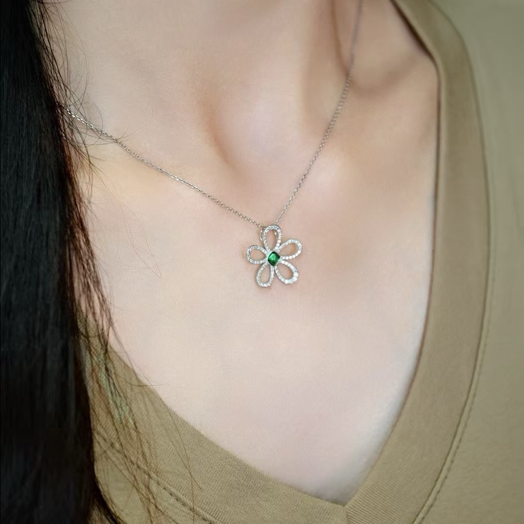 14k Gold 0.72 Ctw Vivid Green Natural Emerald & Diamond & Flowers Pendant( Without Chain ) - 6