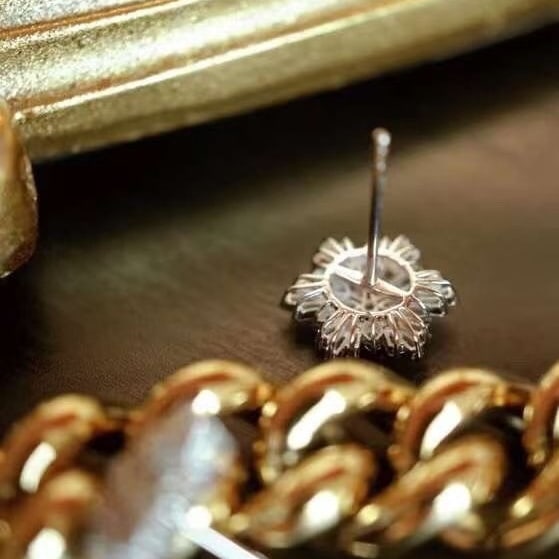14k Gold 0.7 Ct Natural H Diamond Earrings - 2