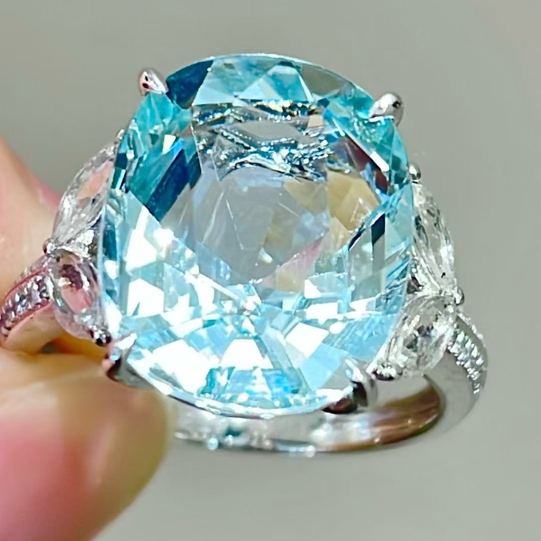 14k Gold 7.3 Ct Natural Aquamarine & Diamond & Sapphire Ring - 5