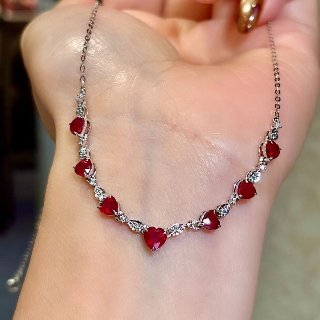 14k Gold 2.89 Ctw Natural Ruby & Diamond Necklace: Ref:231091218 // gold content:14k gold // main gemstone:ruby // shape:heart // carat weight:2. 72ct // color:pigeonblood red // treatment:natural // // adjacent gemstone 2 : diamond // shape:round //