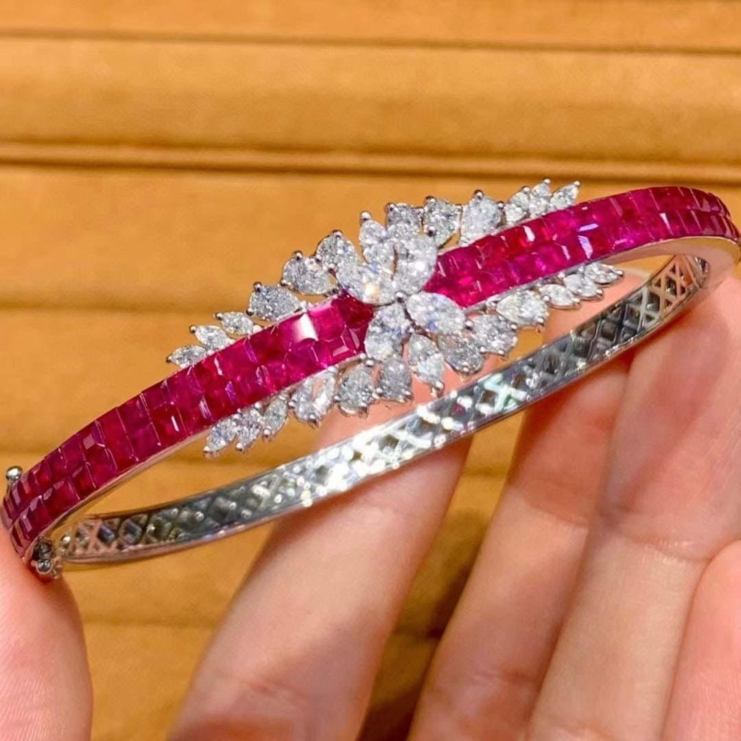 14k Gold 6.5 Ct Natural Ruby & Diamond Bangle - 3