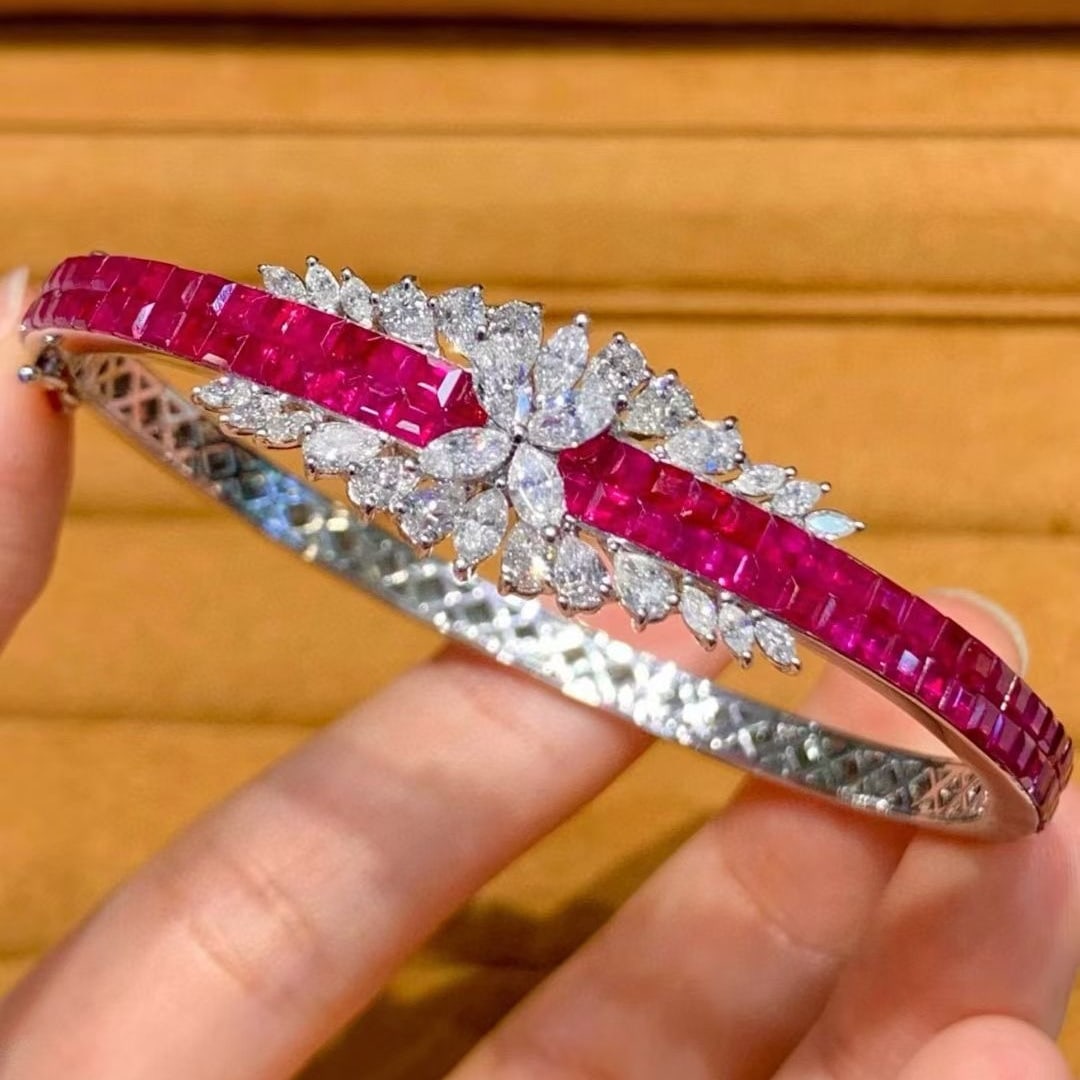 14k Gold 6.5 Ct Natural Ruby & Diamond Bangle - 4