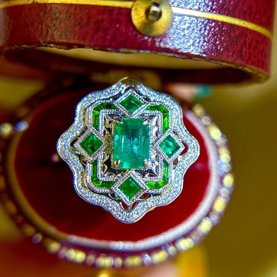 14k Gold 1.2 Ctw Vivid Green Natural Emerald & Diamond Ring/pendant( Without Chain ) - 2