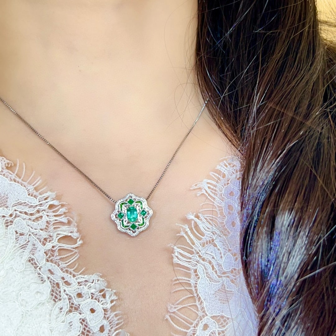 14k Gold 1.2 Ctw Vivid Green Natural Emerald & Diamond Ring/pendant( Without Chain ) - 7