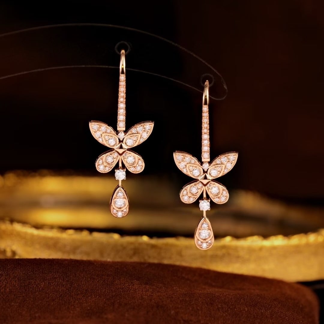 14k Gold 0.9 Ct Natural H Diamond Earrings: Ref:231091229 // gold content:14k gold // main gemstone:diamond // shape:round // carat weight:0. 9ct // clarity grade:vs-si // color:h // treatment:natural // cut grade:g // Condition: New Low Estima