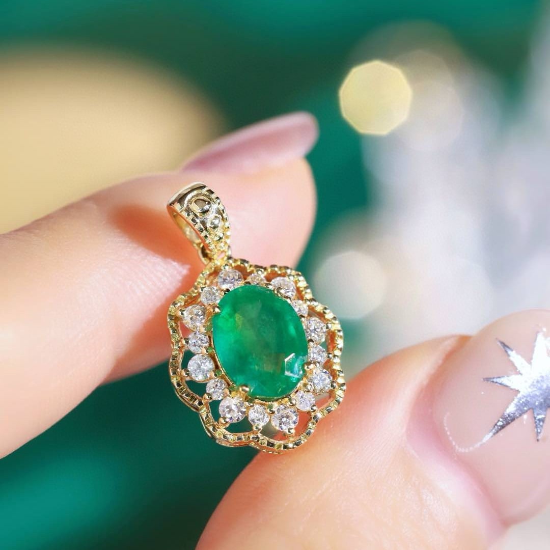 14k Gold 1.51 Ctw Natural Emerald & Diamond Pendant( Without Chain ) - 2