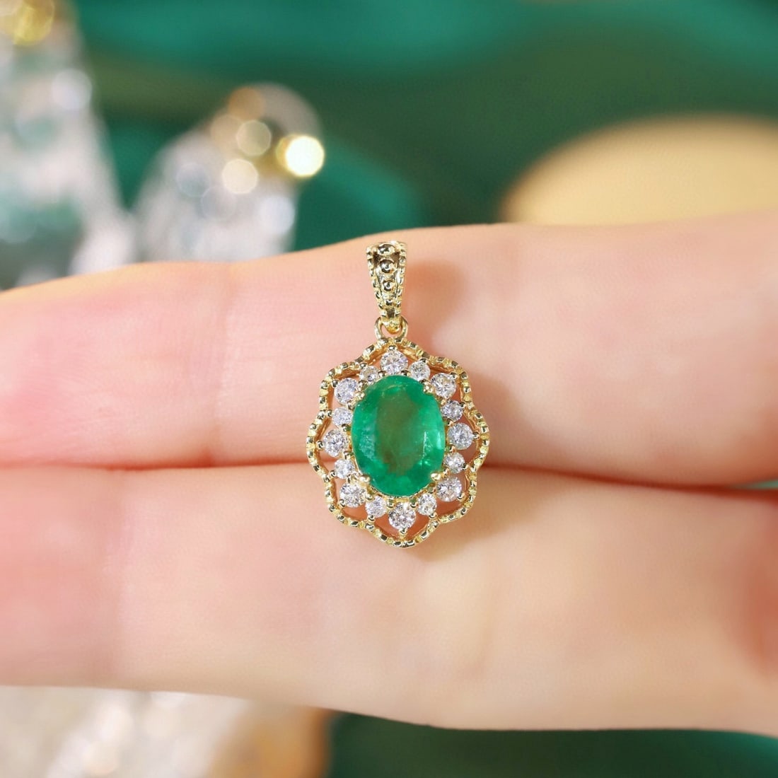 14k Gold 1.51 Ctw Natural Emerald & Diamond Pendant( Without Chain ) - 3