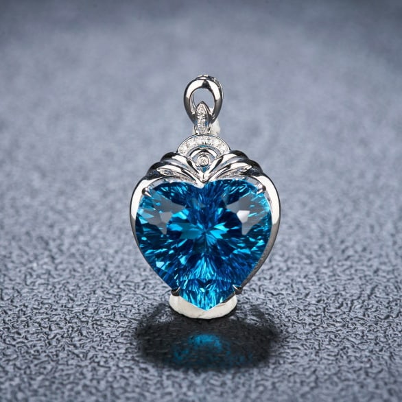 14k Gold 16.8 Ct Natural Topaz & Diamond Pendant( Without Chain ): Ref:231091241 // gold content:14k gold // main gemstone:topaz // shape:heart // carat weight:16. 8ct // color:blue // treatment:natural // // adjacent gemstone 2 : diamond // shape:round // clarity