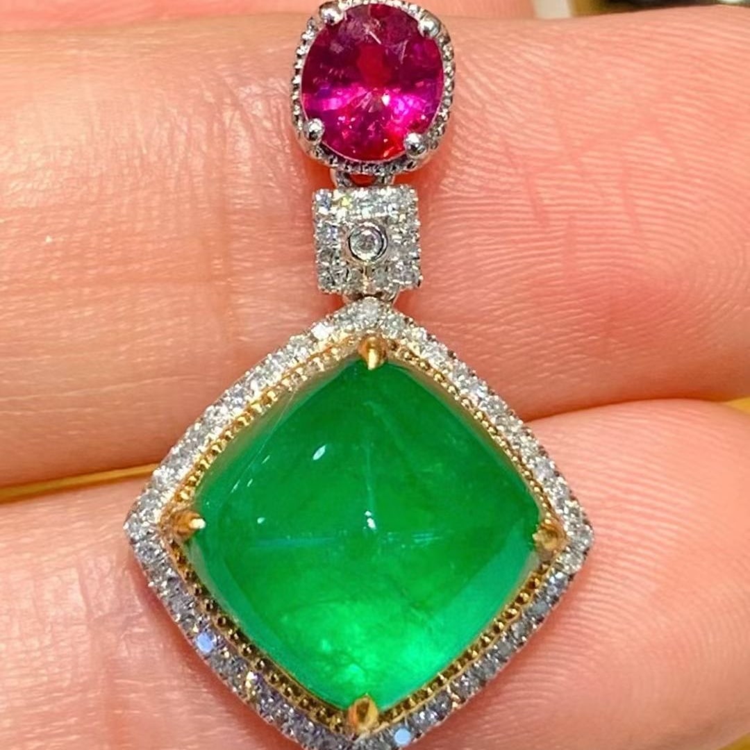 14k Gold 4.6 Ctw Vivid Green Natural Emerald & Ruby Pendant( Without Chain ) - 2