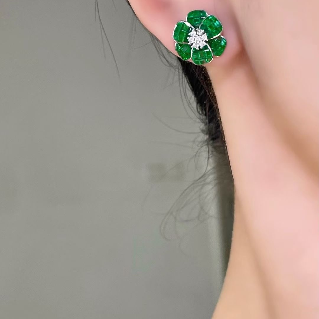 14k Gold 3.3 Ct Vivid Green Natural Emerald & Diamond & Flowers Earrings - 3