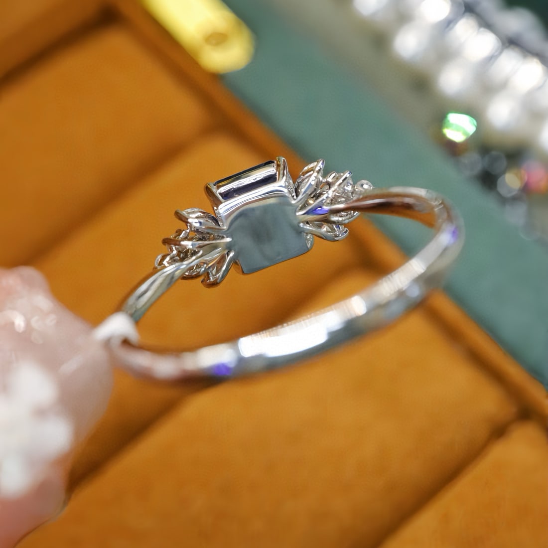 14k Gold 1.20 Ctw Natural Sapphire & Diamond Ring - 4