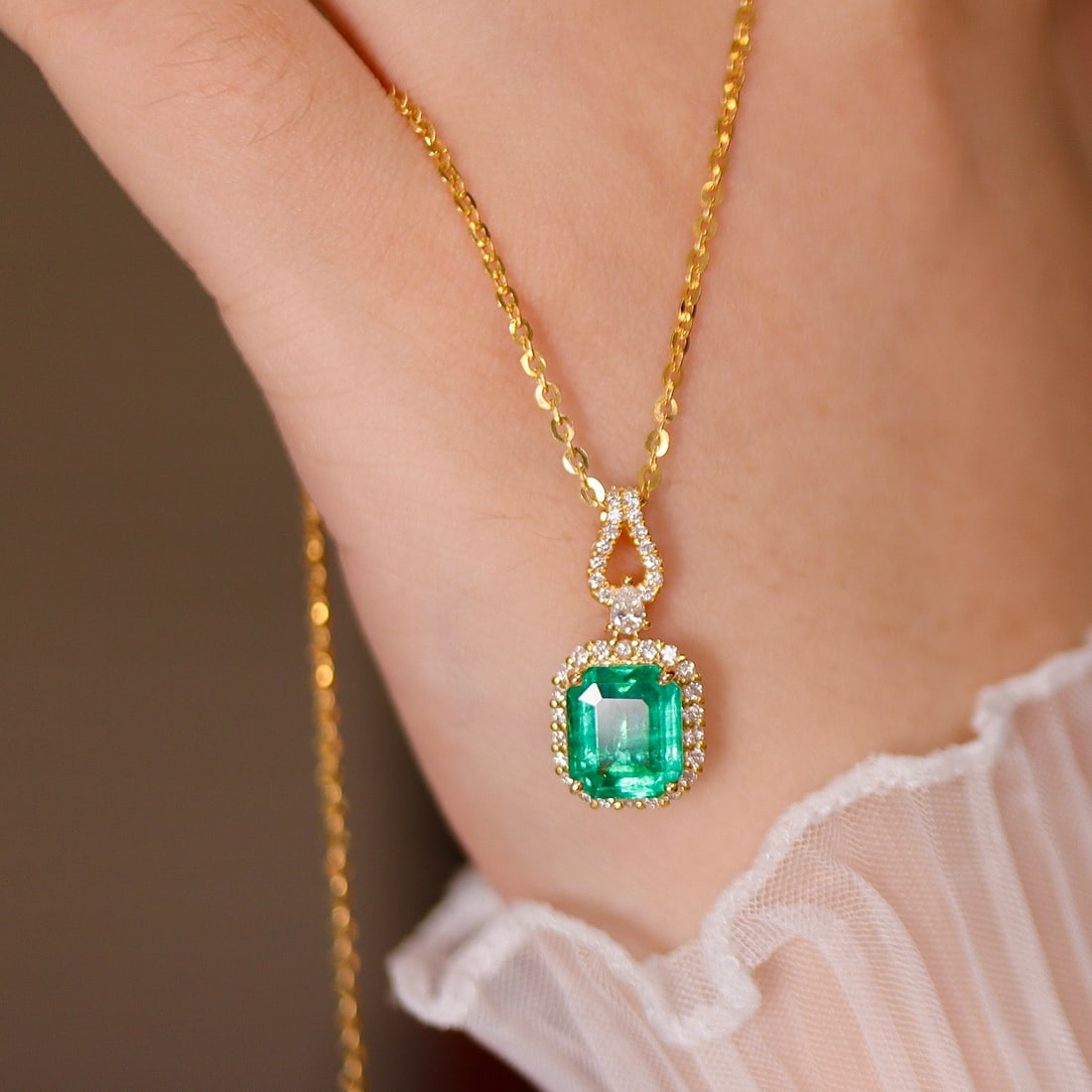 14k Gold 3.06 Ctw Natural Emerald & Diamond Pendant( Without Chain ) - 3