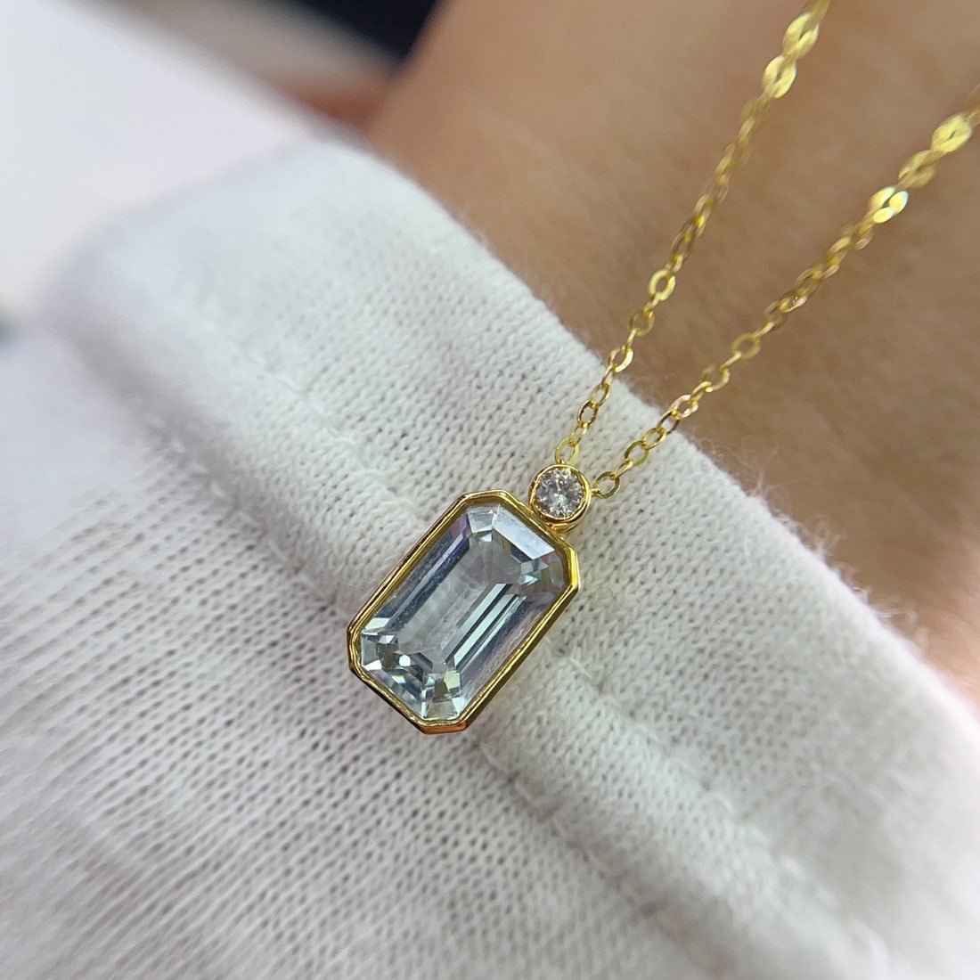 14k Gold 2.00 Ct Natural Aquamarine & Sapphire Necklace - 2