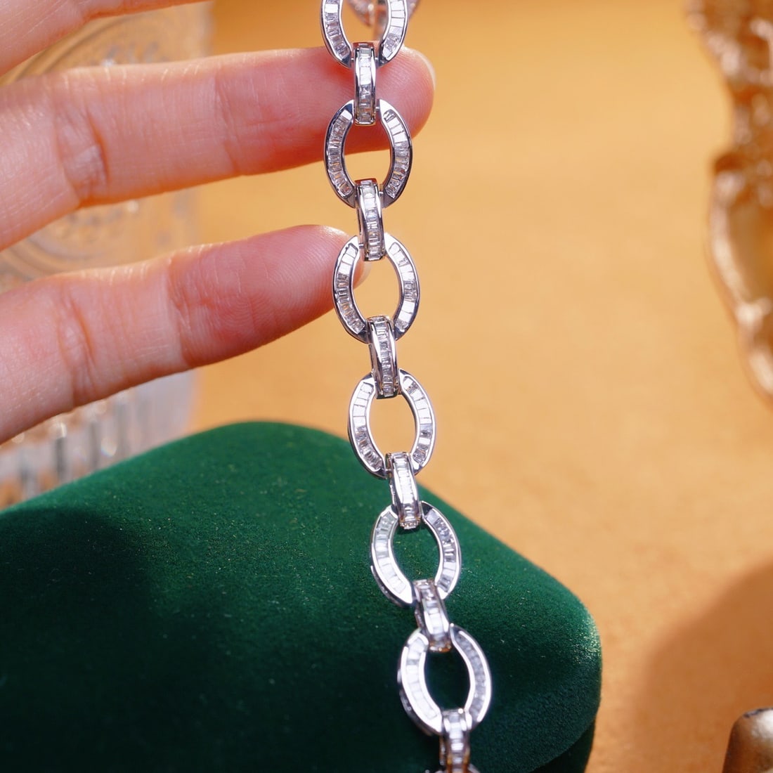14k Gold 2.10 Ct Natural H Diamond Bracelet - 6