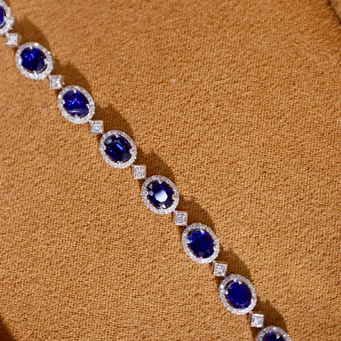 14k Gold 4.61 Ctw Natural Sapphire & Diamond Bracelet - 2
