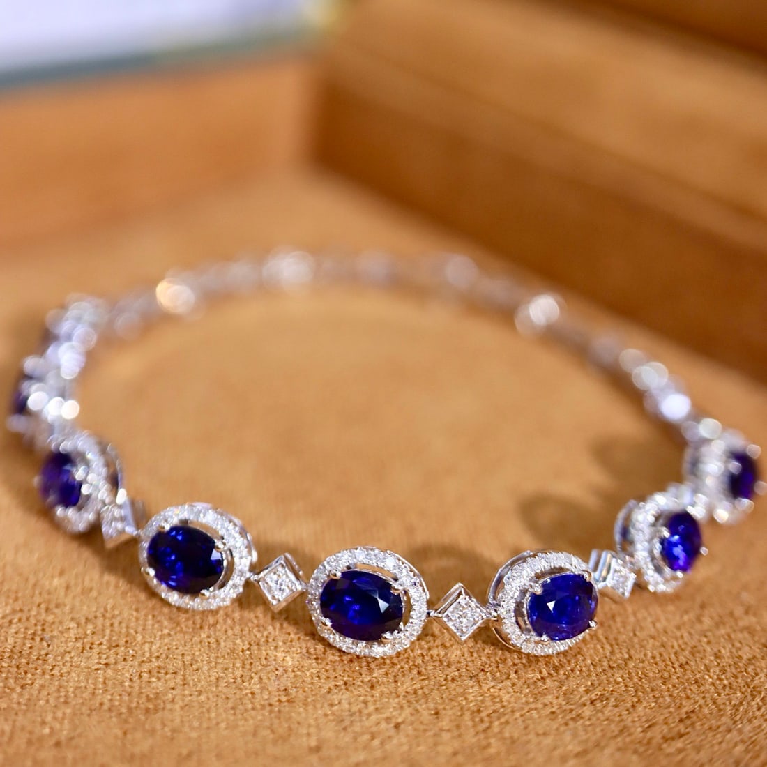 14k Gold 4.61 Ctw Natural Sapphire & Diamond Bracelet - 3