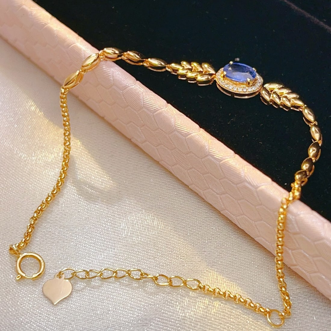 14k Gold 0.70 Ct Natural Sapphire & Diamond Bracelet - 3