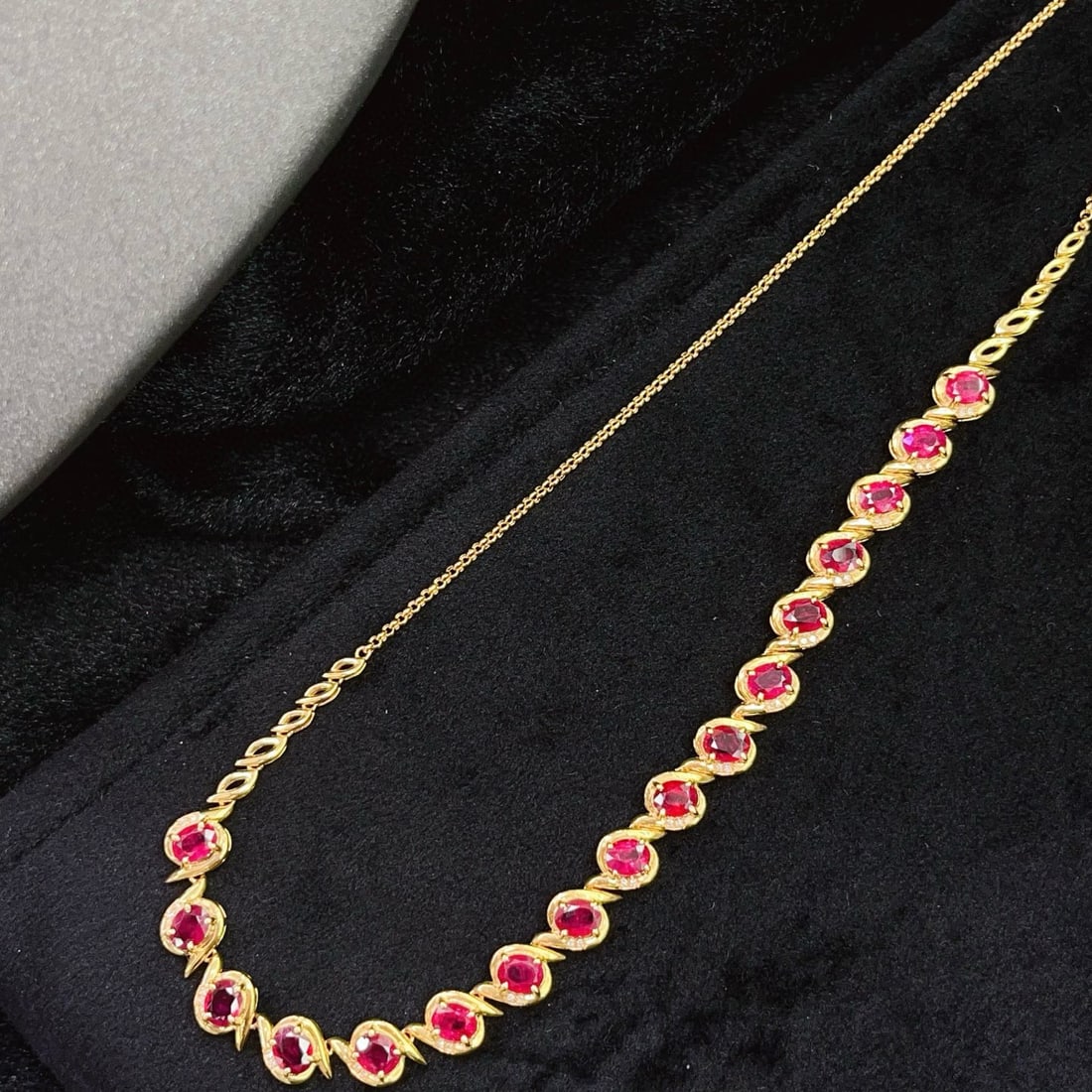 14k Gold 6.68 Ct Natural Ruby & Diamond Necklace - 6