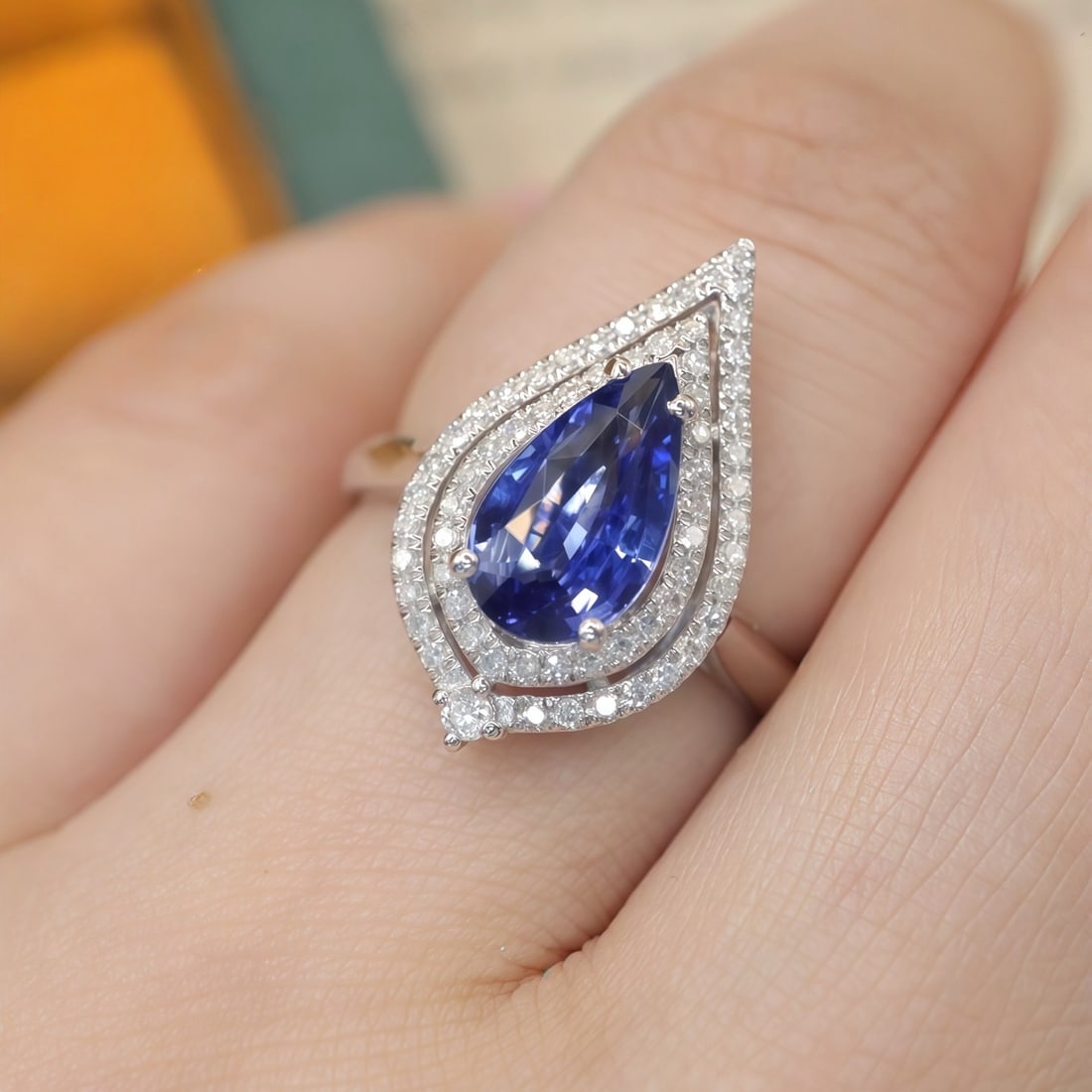 14k Gold 1.96 Ctw Natural Sapphire & Diamond Ring - 5