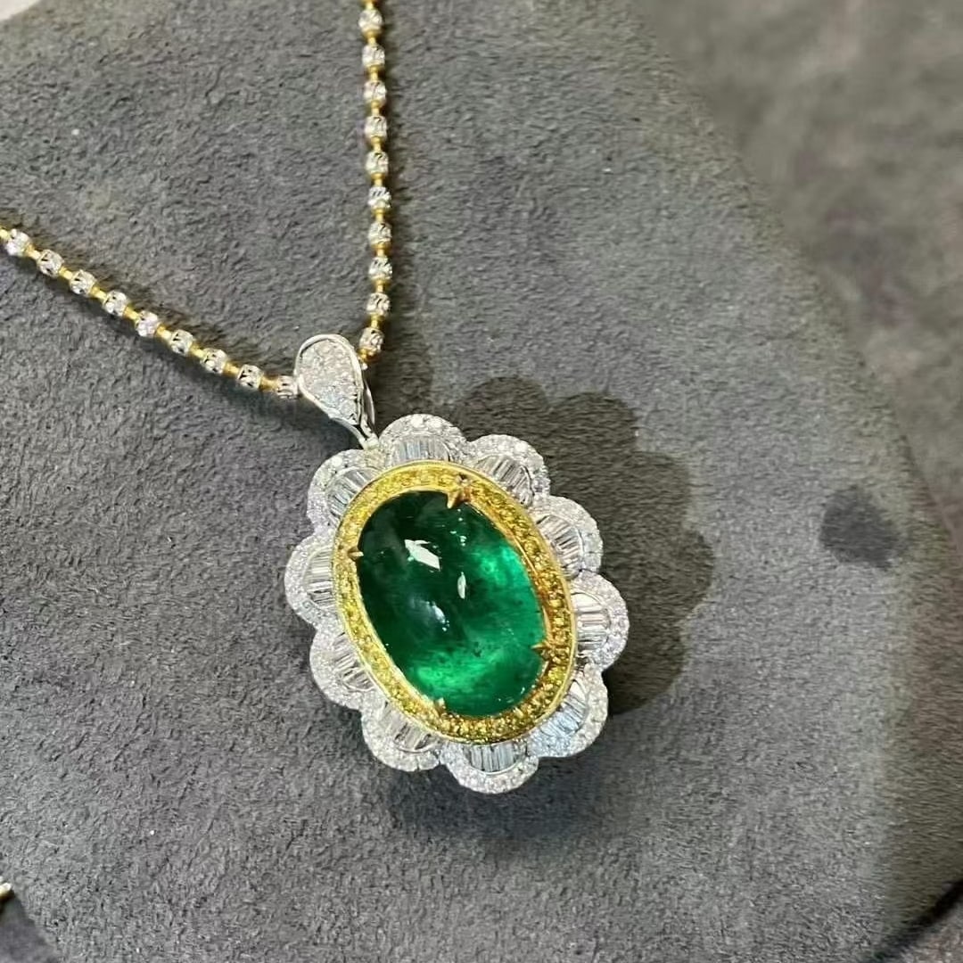 14k Gold 7.02 Ctw Vivid Green Natural Emerald & Diamond Ring/pendant( Without Chain ) - 2