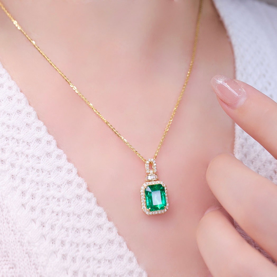 14k Gold 3.84 Ctw Vivid Green Natural Emerald & Diamond Pendant( Without Chain ) - 4