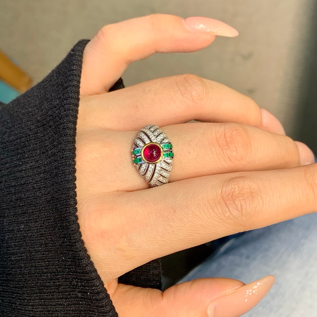 14k Gold 1.56 Ctw Natural Ruby & Diamond Ring - 6