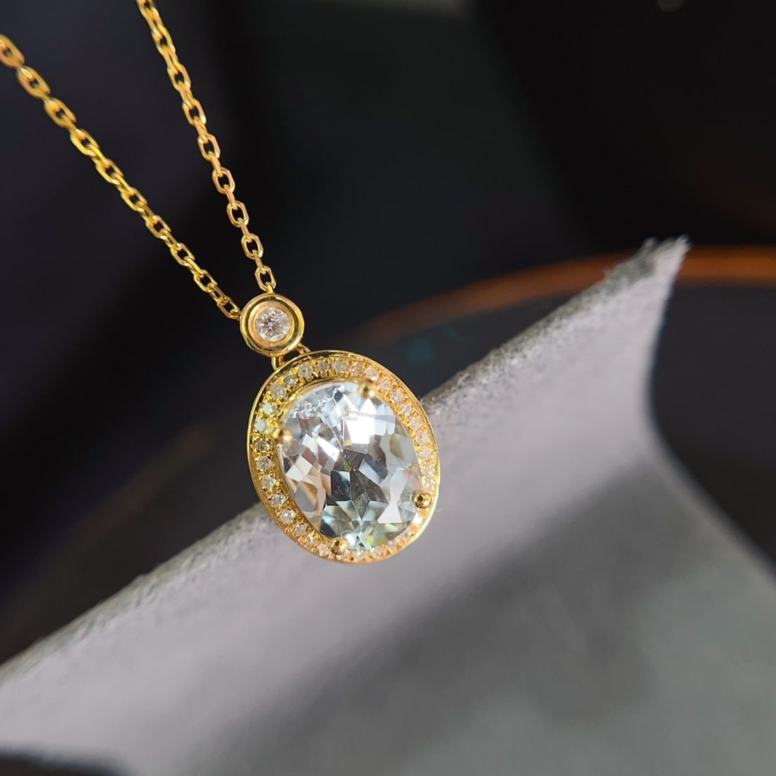 14k Gold 1.30 Ct Natural Aquamarine & Diamond Necklace - 3