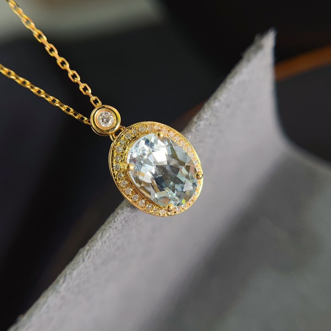 14k Gold 1.30 Ct Natural Aquamarine & Diamond Necklace - 5