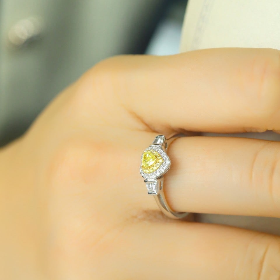 14k Gold 0.35 Ctw Natural Yellow Diamond & Diamond Ring - 3