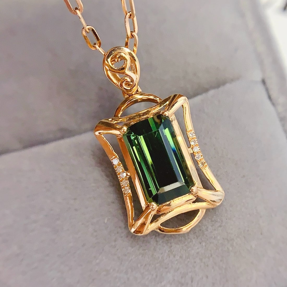 14k Gold 2.3 Ct Natural Tourmaline & Diamond Pendant( Without Chain ) - 4