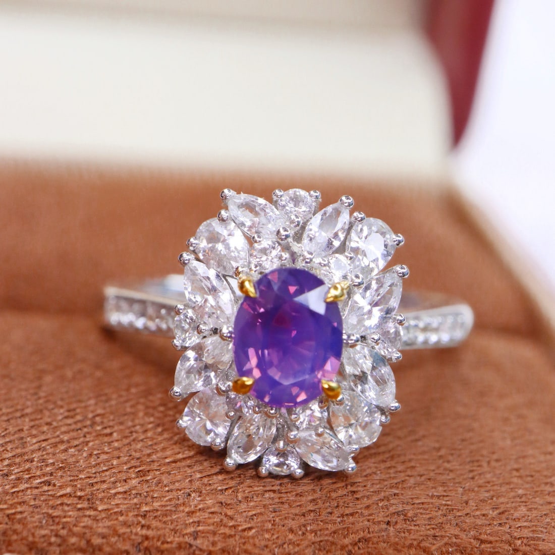 14k Gold 0.84 Ctw Natural Sapphire & Diamond Ring - 2