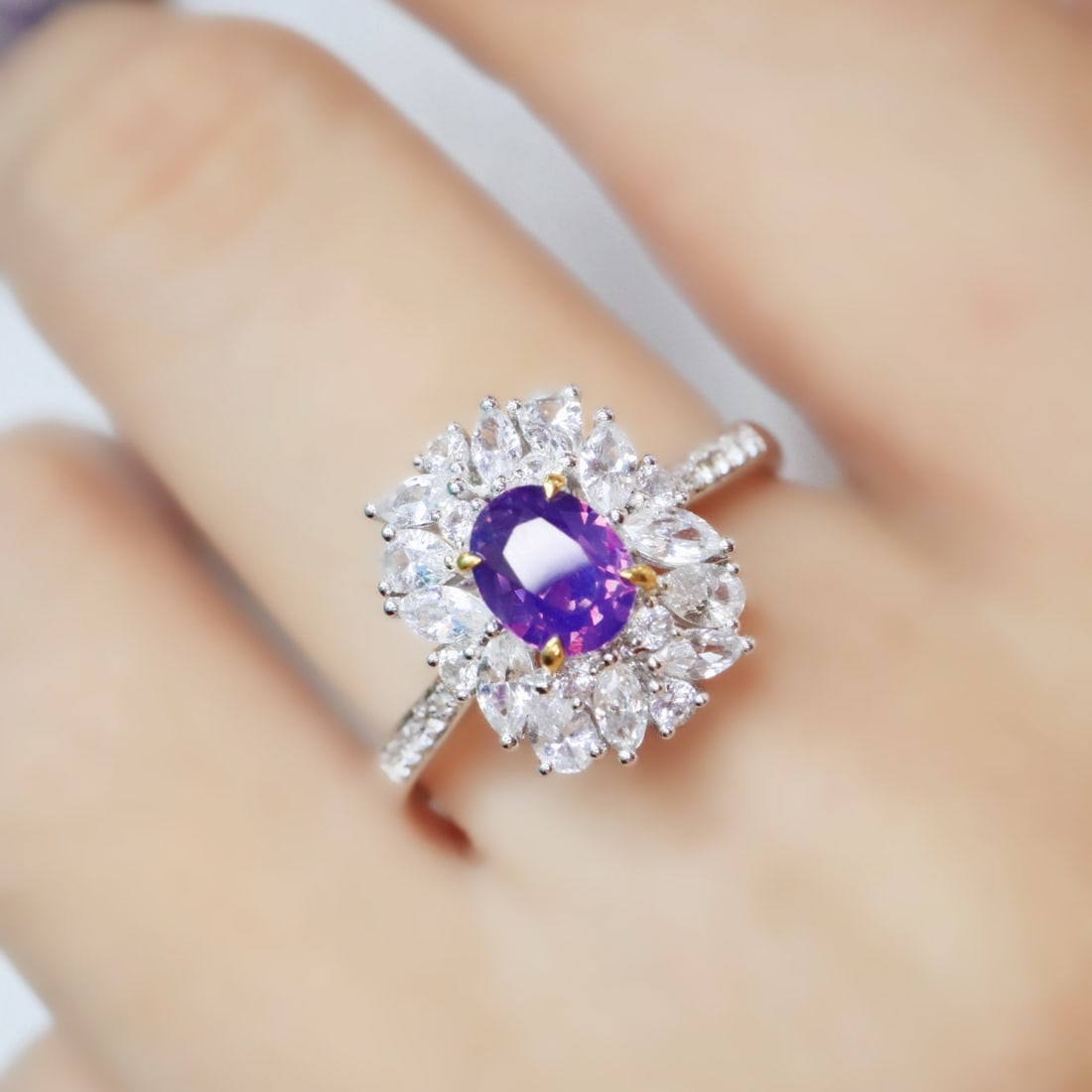 14k Gold 0.84 Ctw Natural Sapphire & Diamond Ring - 5