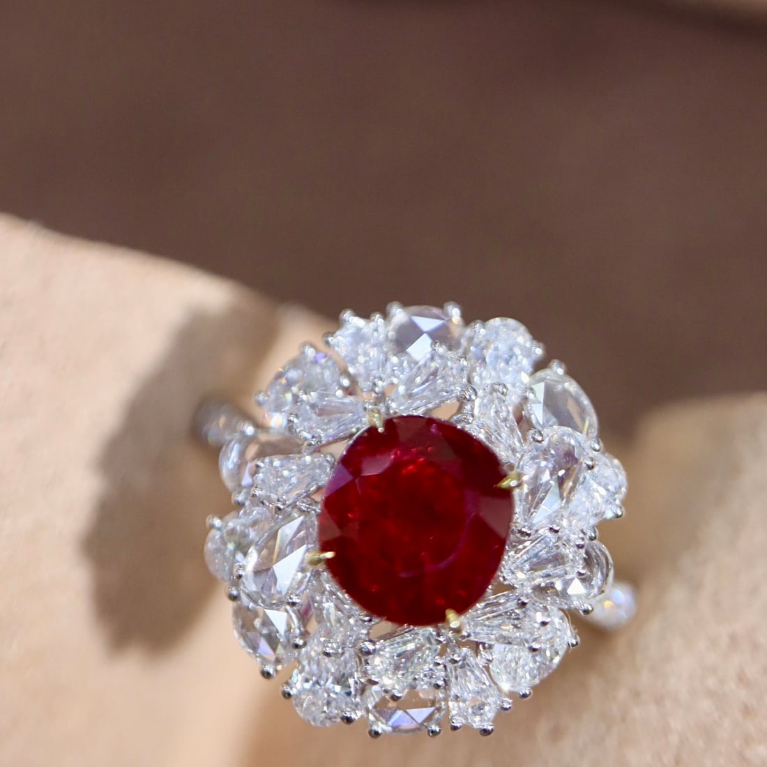 14k Gold 3.56 Ctw Natural Ruby & Diamond Ring: Ref:231092130 // gold content:14k gold // ring size:7. 25us // // main gemstone:ruby // shape:oval // carat weight:2. 12ct // color:red // treatment:natural // // adjacent gemstone 2 : diamond // shap