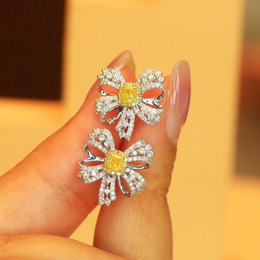 14k Gold 0.86 Ct Natural Color Diamond Earrings - 2
