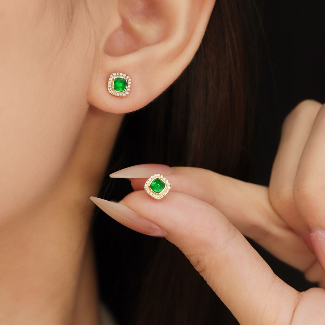 14k Gold 0.62 Ctw Vivid Green Natural Emerald & Diamond Earrings - 3