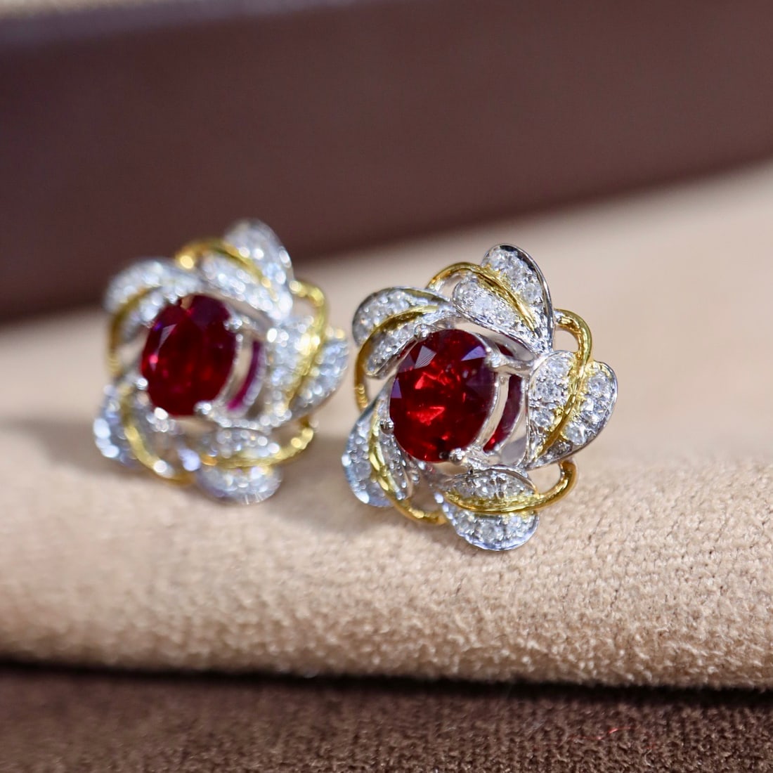 14k Gold 1.13 Ctw Vivid Red Natural Ruby & Diamond Earrings - 3
