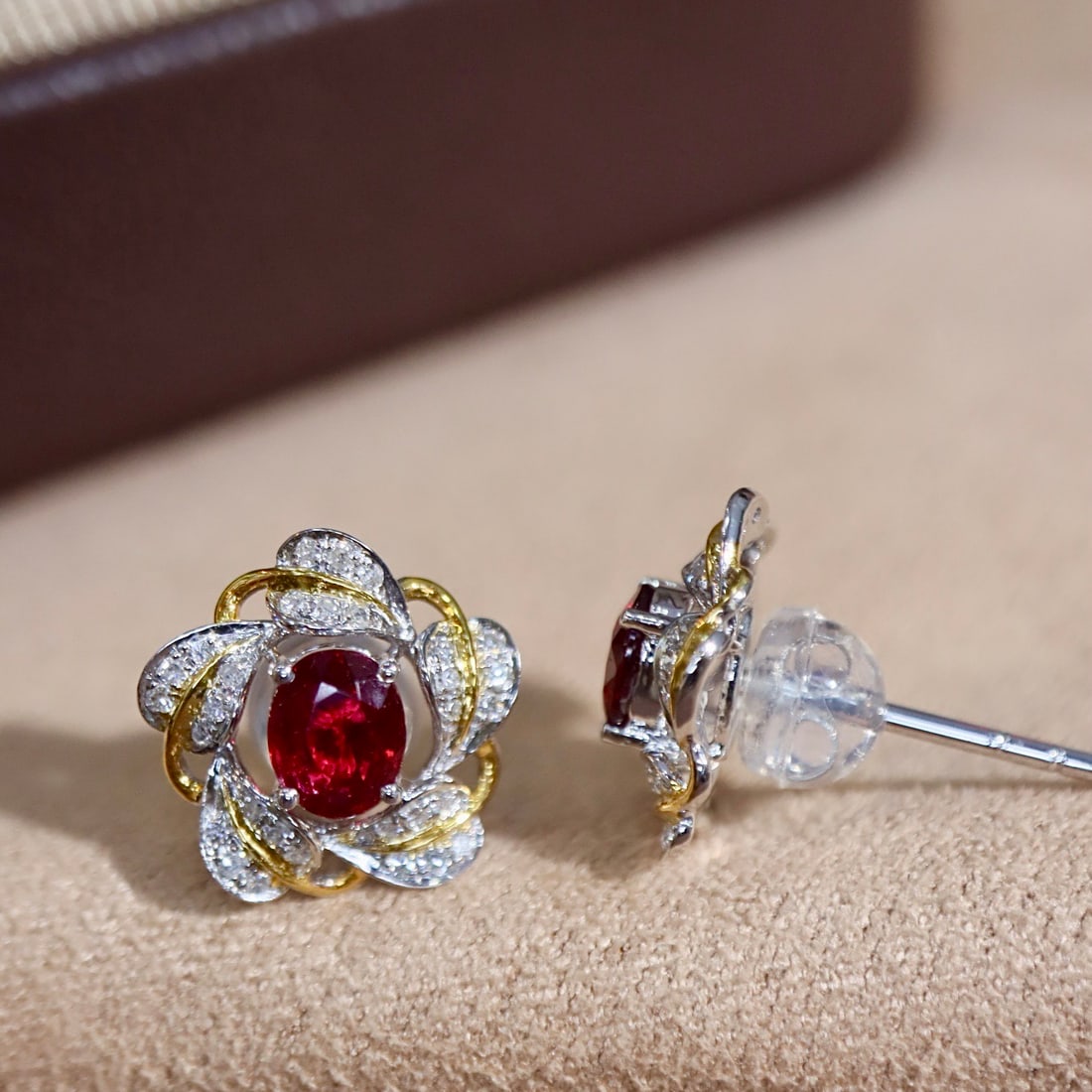 14k Gold 1.13 Ctw Vivid Red Natural Ruby & Diamond Earrings - 4